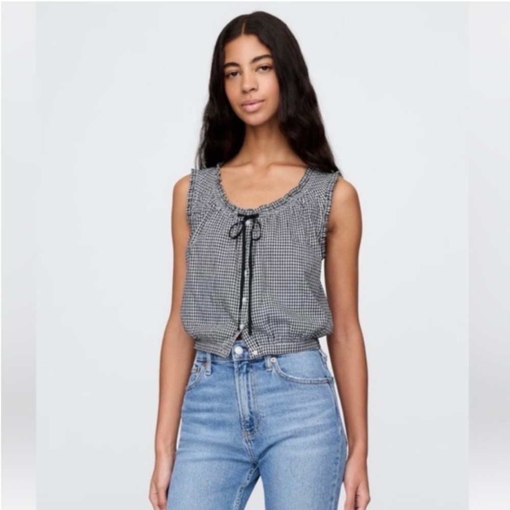Doen x GAP gingham tank. L